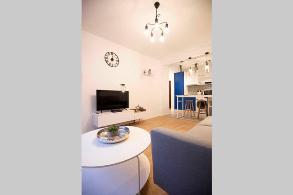 Blue Sky City Center Bucureşti Ngoại thất bức ảnh